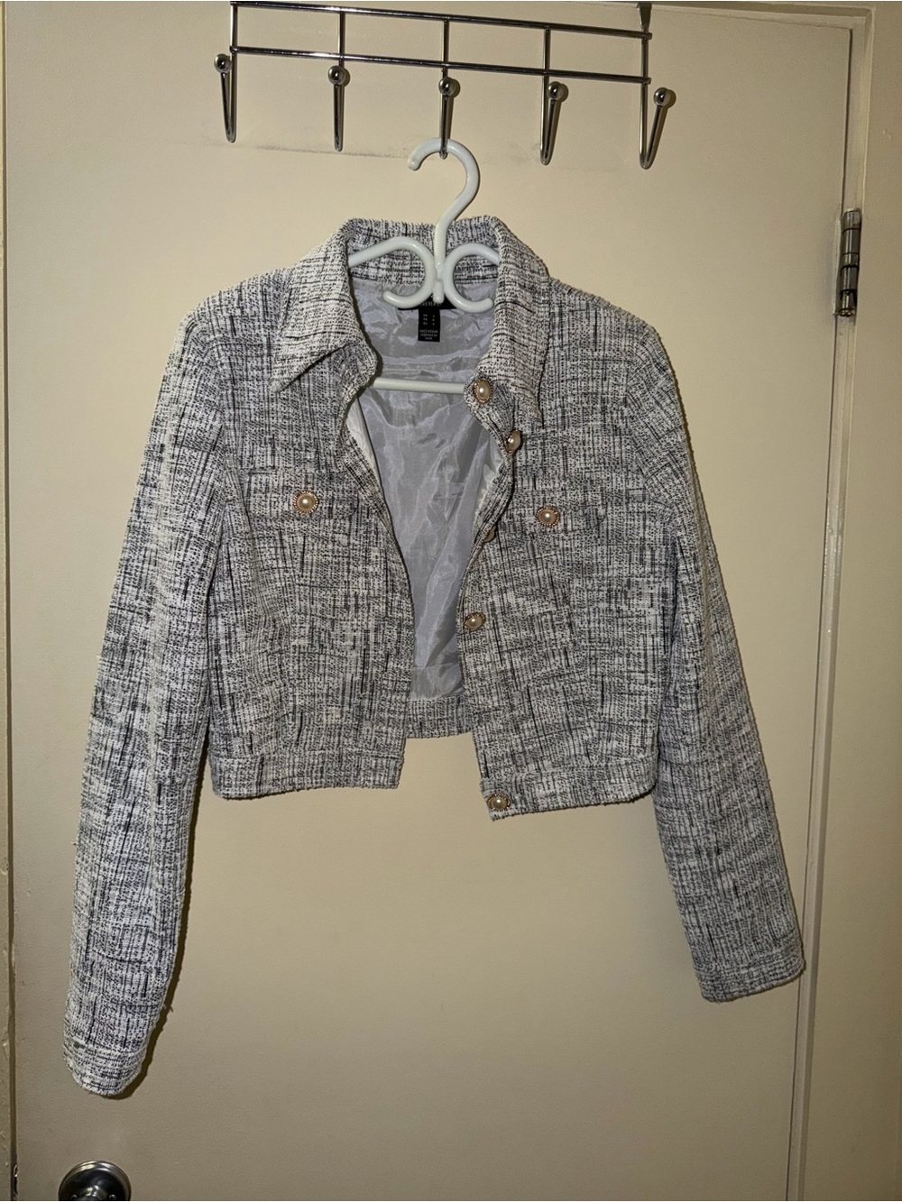 Forever 21 Gray and White Tweed Cropped Blazer